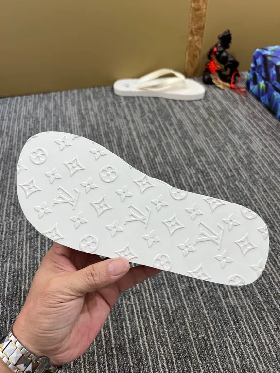 Louis Vuitton Shoe 